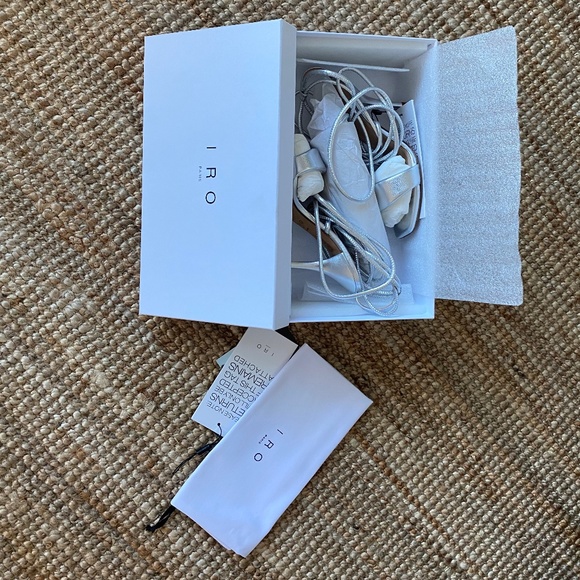 IRO Shoes - BRAND NEW IRO PADDY Leather silver sandals